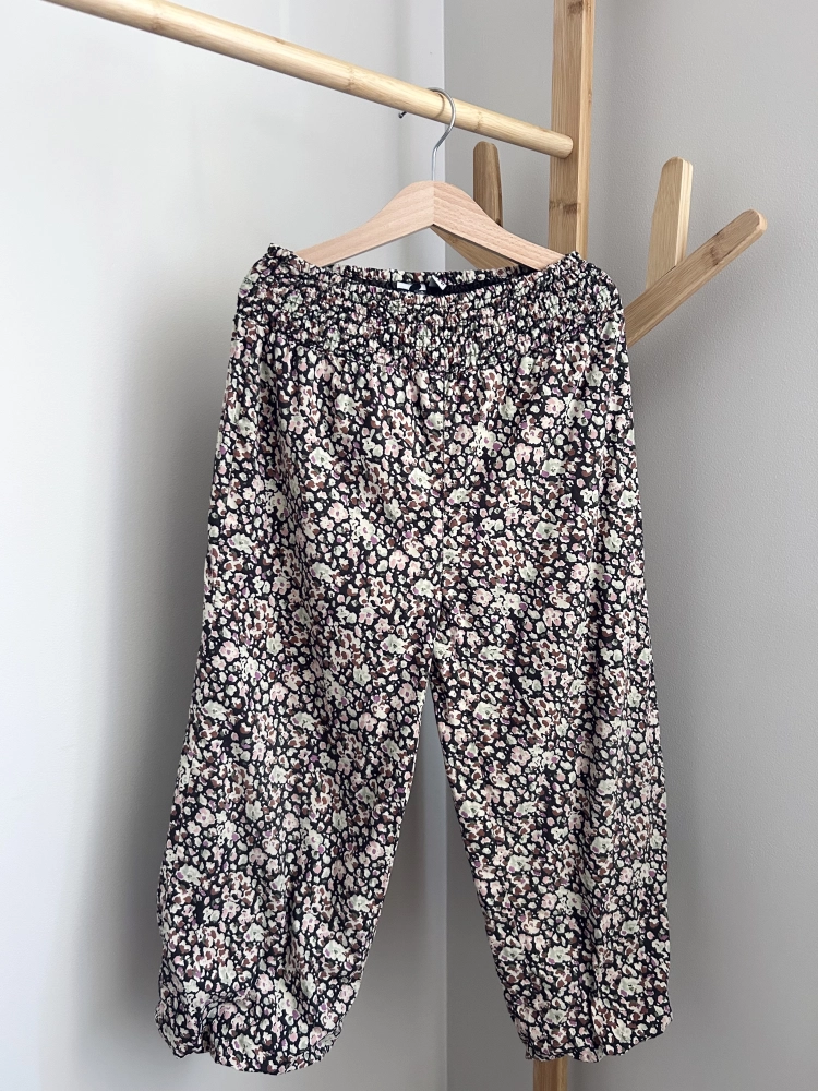 Spodnie 116 cm Pretty Sille
